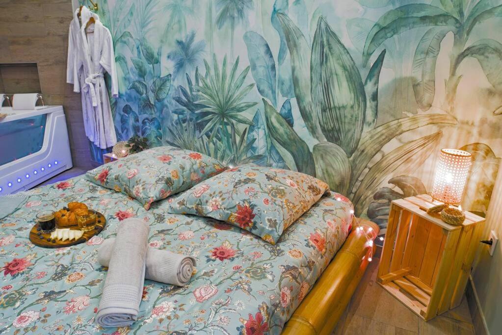 Apartment Tropicoon Jacuzzi Centre Parking Free