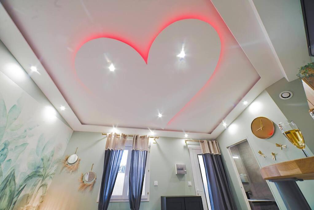 Tropicoon Jacuzzi Centre Parking Free Mulhouse